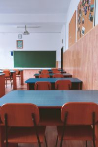 aula scolastica vuota - Sciopero scuola 27 marzo